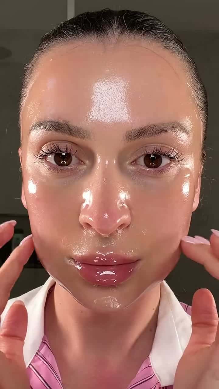 Saranda Mavriqi for DELERE
